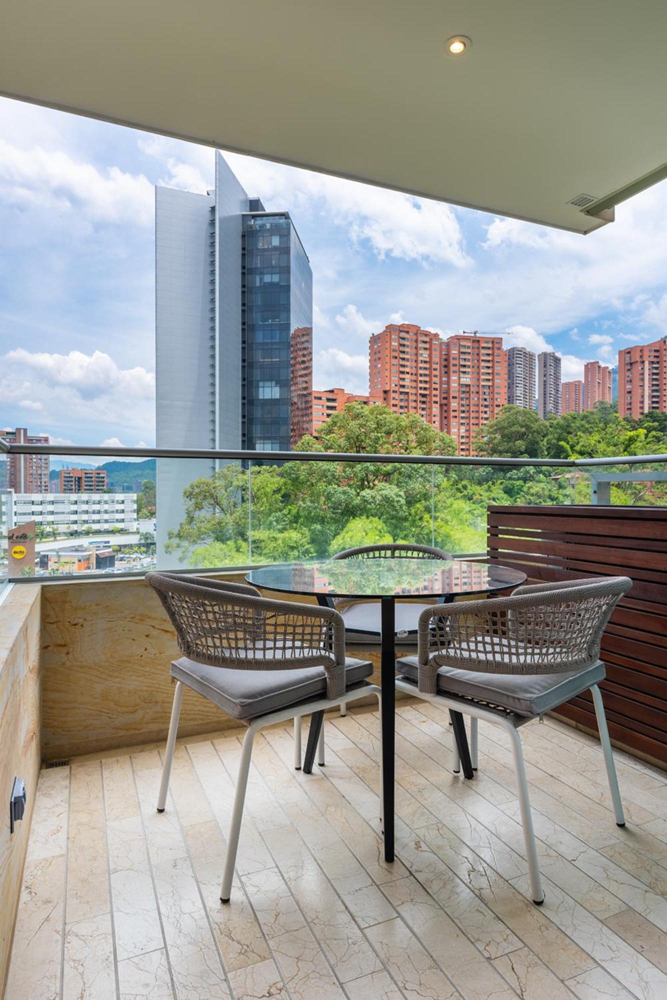 Estelar La Torre Suites Medellín Zewnętrze zdjęcie