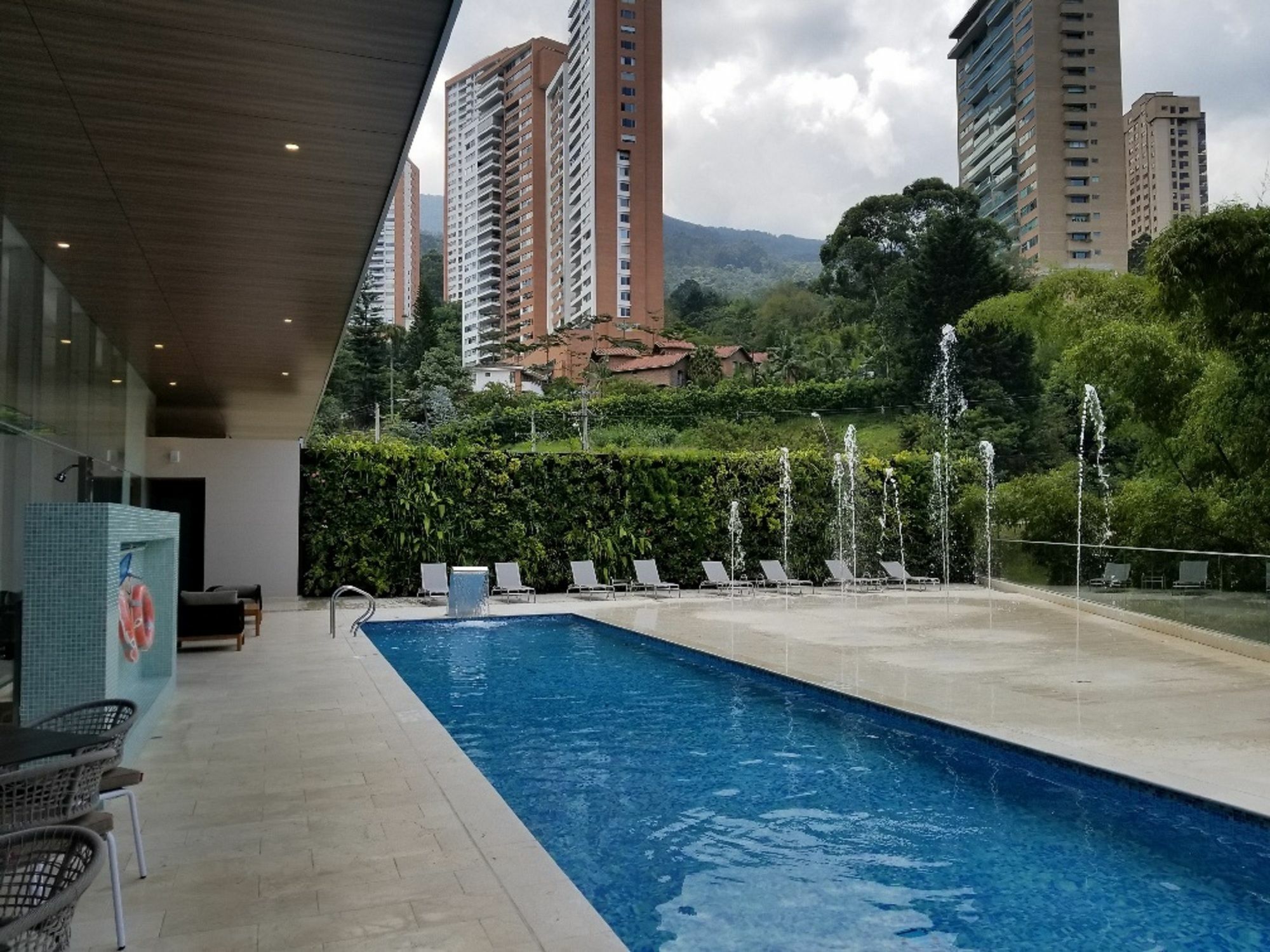 Estelar La Torre Suites Medellín Zewnętrze zdjęcie